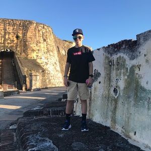 Meet your Posher, Hector